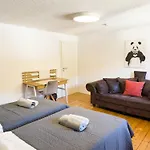 Maison d'hôtes O&w Mit Pool Naehe Nuerburgring, *