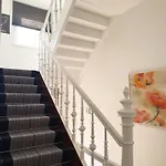 Maison d'hôtes O&w Mit Pool Naehe Nuerburgring, Adenau