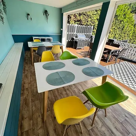 Guest house O&w Mit Pool Naehe Nuerburgring,