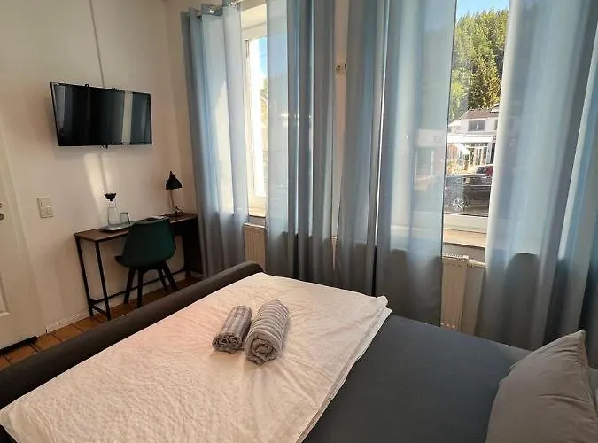 Casa de hóspedes O&w Mit Pool Naehe Nuerburgring, Adenau