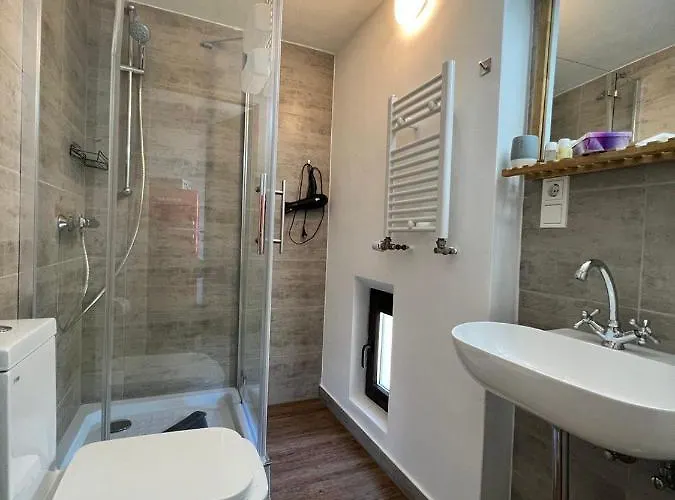 Casa de hóspedes O&w Mit Pool Naehe Nuerburgring, Adenau