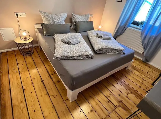 O&w Mit Pool Naehe Nuerburgring, Casa de hóspedes Adenau