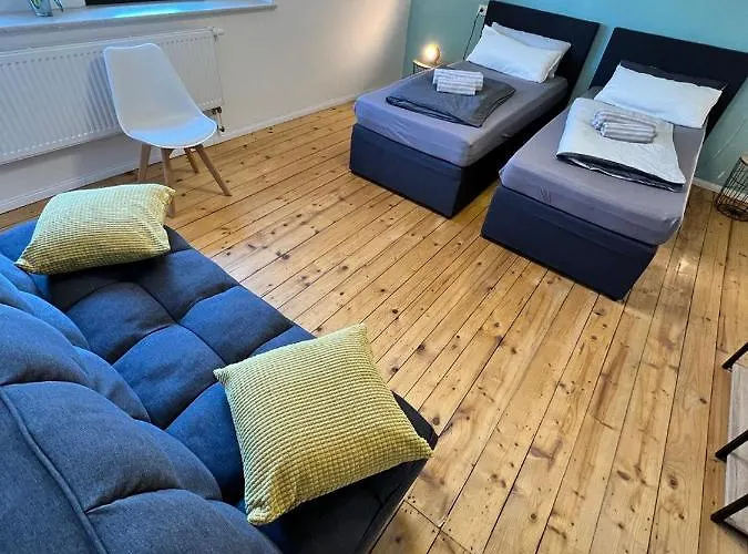 O&w Mit Pool Naehe Nuerburgring, Casa de hóspedes Adenau