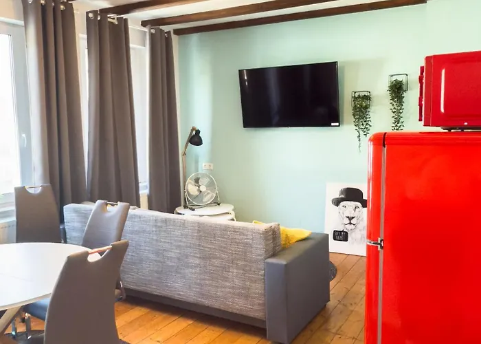 O&w Mit Pool Naehe Nuerburgring, Konukevi