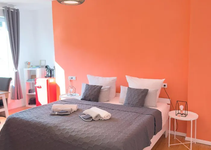 O&w Mit Pool Naehe Nuerburgring, Konukevi