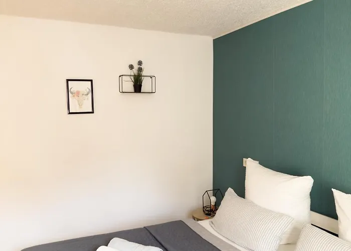 O&w Mit Pool Naehe Nuerburgring, Konukevi Adenau